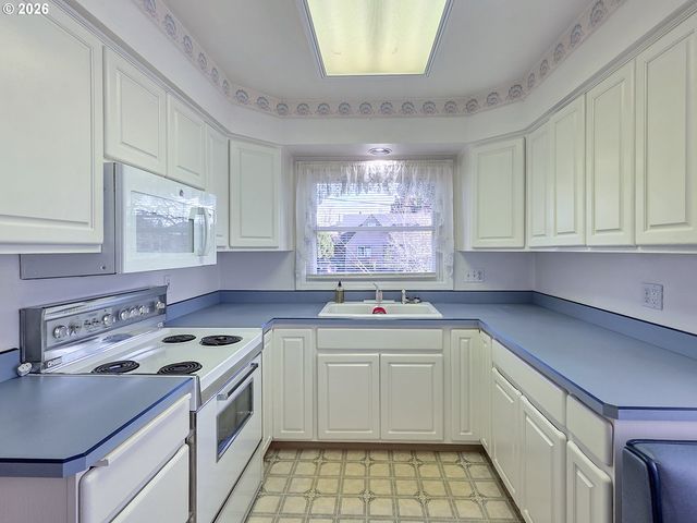 2359 Se 59TH Ave, Portland, OR 97215