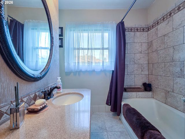 2359 Se 59TH Ave, Portland, OR 97215