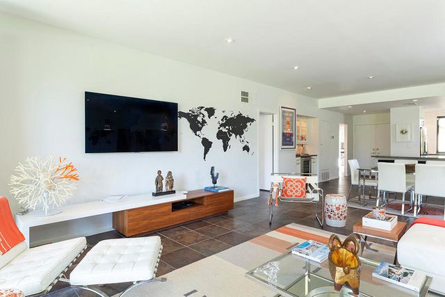 2321 Silver Oak Circle, Palm Springs, CA 92264