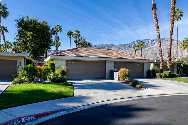 2321 Silver Oak Circle, Palm Springs, CA 92264