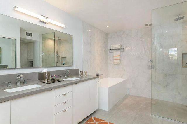 2321 Silver Oak Circle, Palm Springs, CA 92264