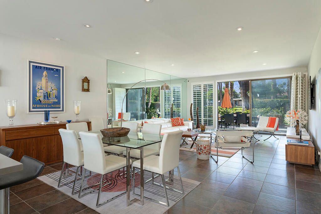 Image 14 of property listing at 2321 Silver Oak Circle, Palm Springs, CA 92264