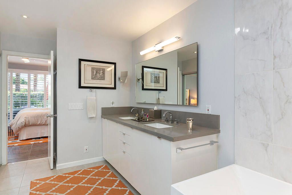 Image 34 of property listing at 2321 Silver Oak Circle, Palm Springs, CA 92264