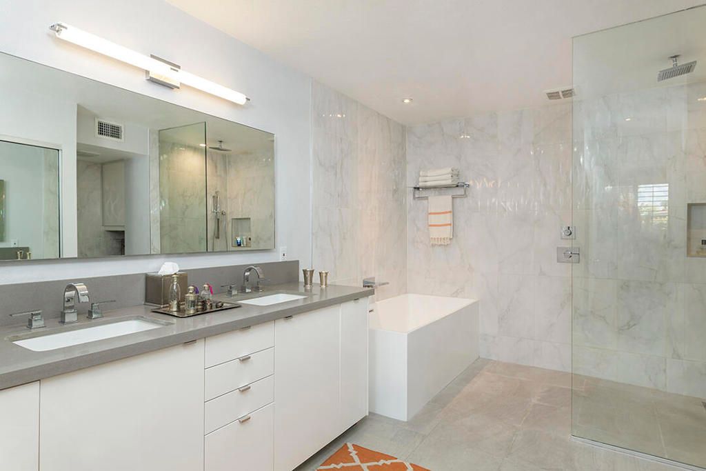 Image 35 of property listing at 2321 Silver Oak Circle, Palm Springs, CA 92264