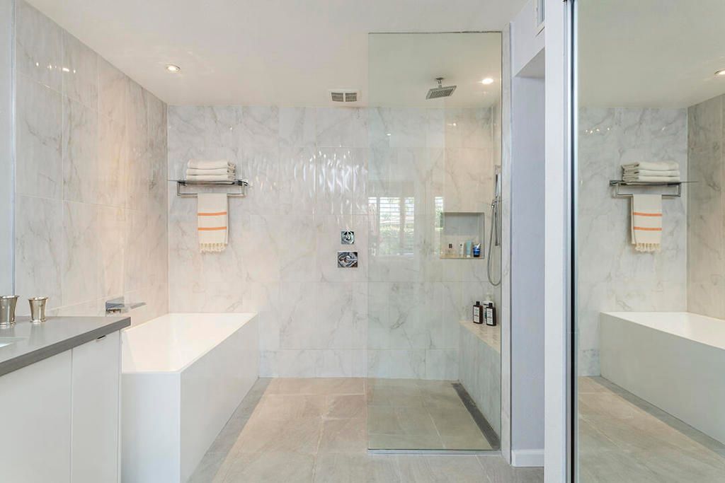 Image 36 of property listing at 2321 Silver Oak Circle, Palm Springs, CA 92264