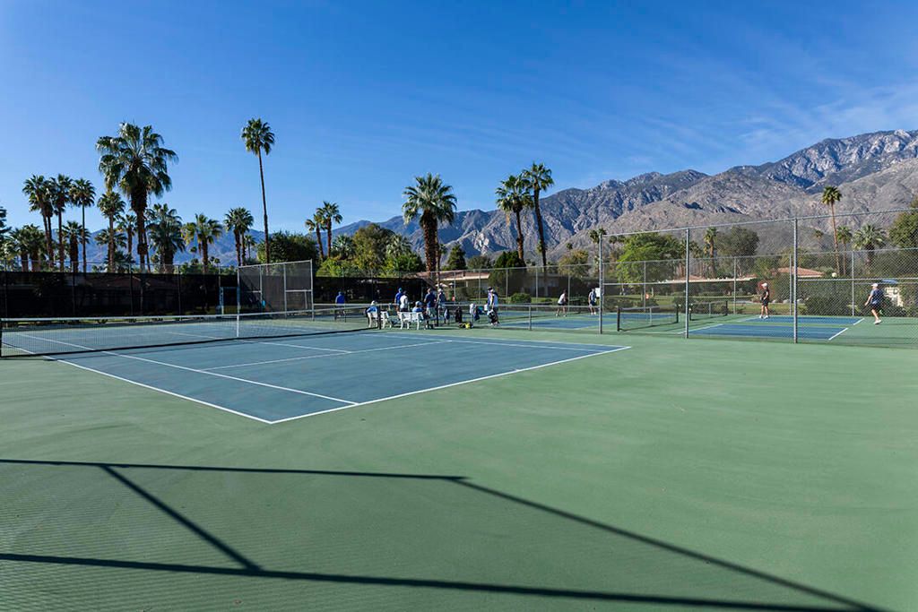 Image 43 of property listing at 2321 Silver Oak Circle, Palm Springs, CA 92264