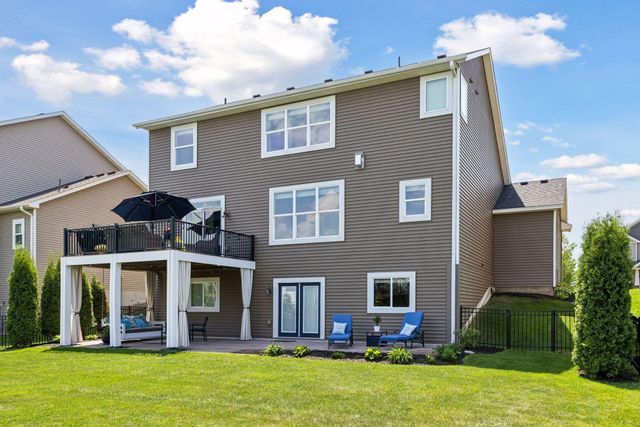 11946 32nd St N, Lake Elmo, MN 55042