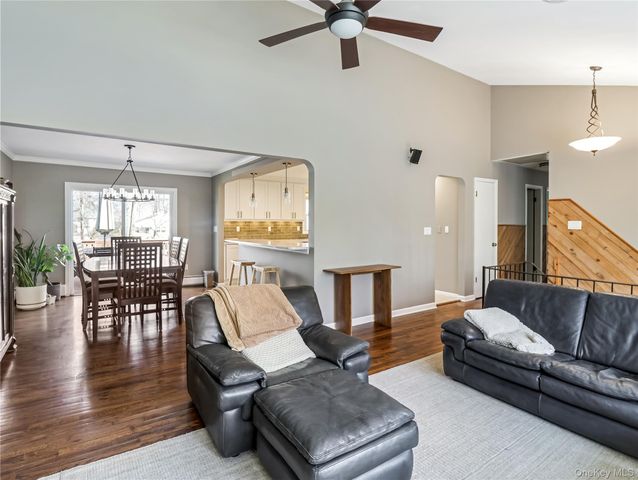 11 Foxburn Street, New City, NY 10956