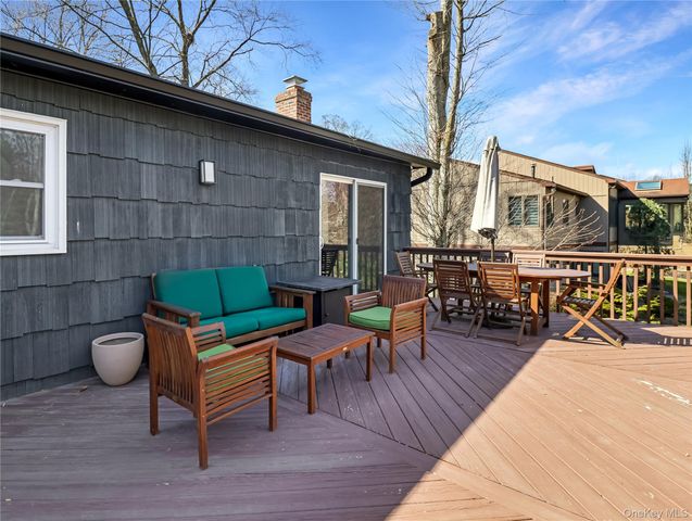 11 Foxburn Street, New City, NY 10956