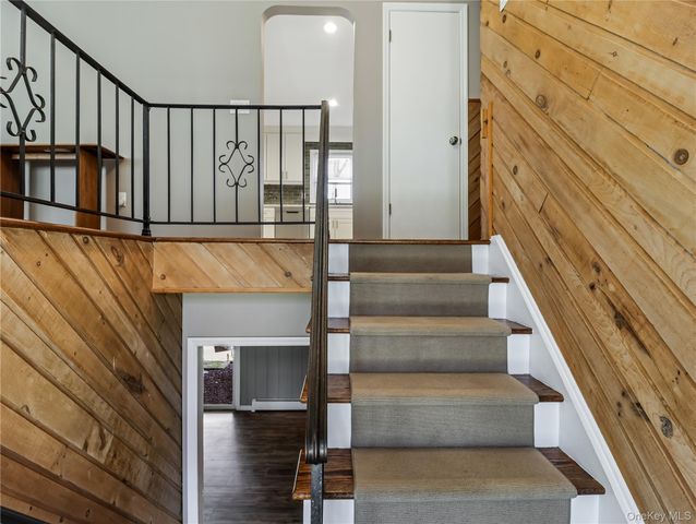 11 Foxburn Street, New City, NY 10956