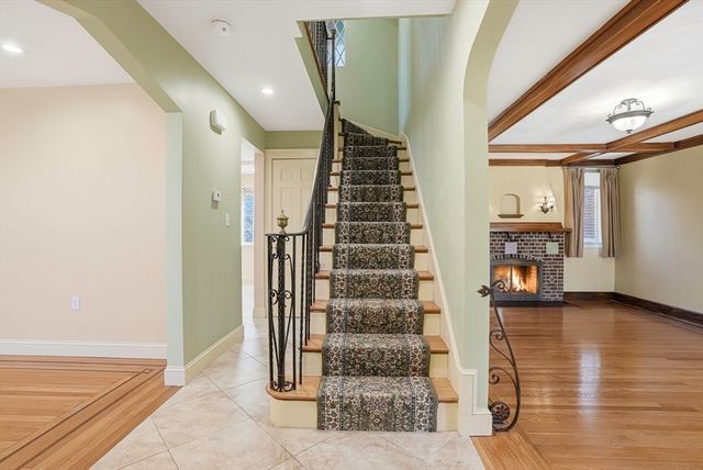 106 Waverley Ave, Newton, MA 02458