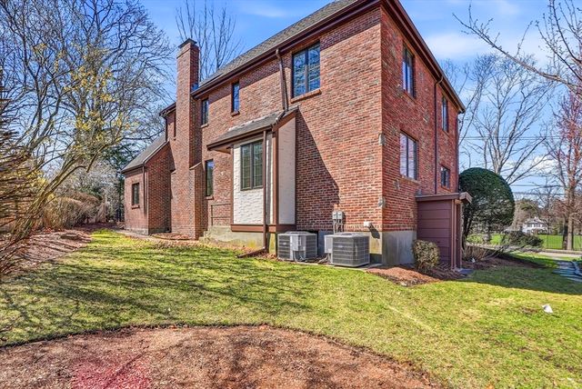 106 Waverley Ave, Newton, MA 02458