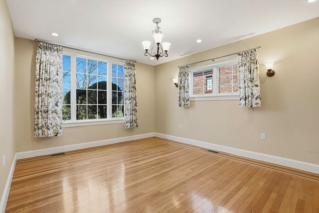 106 Waverley Ave, Newton, MA 02458