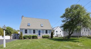 45 Almy Avenue, Sandwich, MA 02563