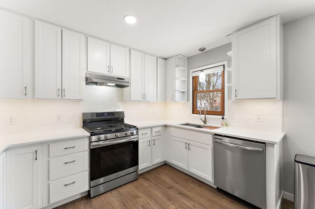 15493 Dresden Trail, Apple Valley, MN 55124