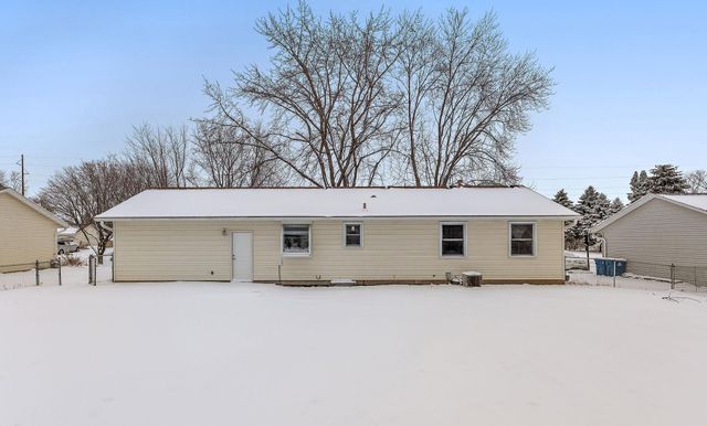 15493 Dresden Trail, Apple Valley, MN 55124