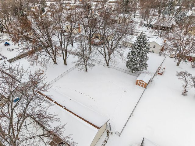 15493 Dresden Trail, Apple Valley, MN 55124