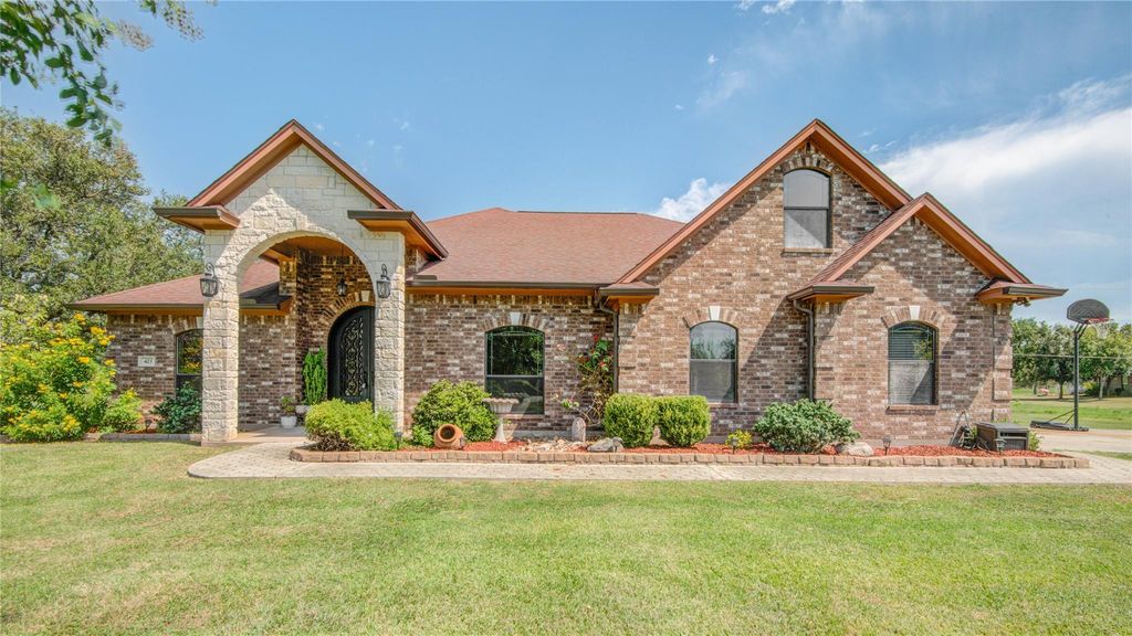 423 Elm Street, Oyster Creek, TX 77541