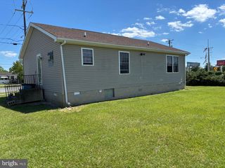206 MARYLAND AVE, Crisfield, MD 21817