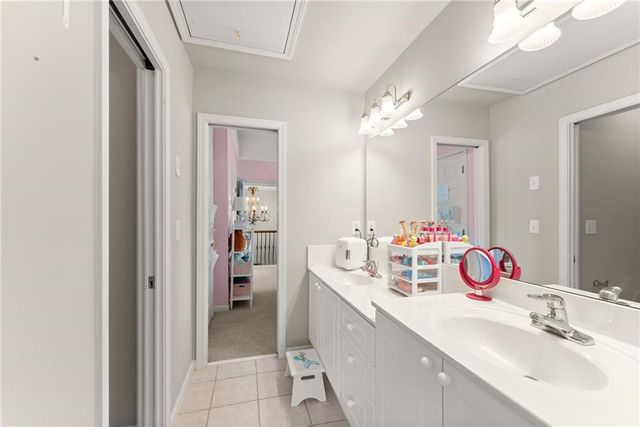 935 Golf View Court, Dacula, GA 30019