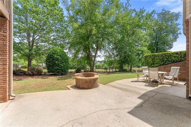 935 Golf View Court, Dacula, GA 30019