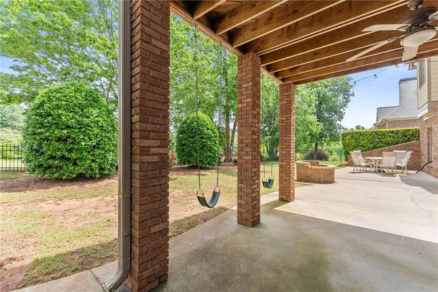 935 Golf View Court, Dacula, GA 30019