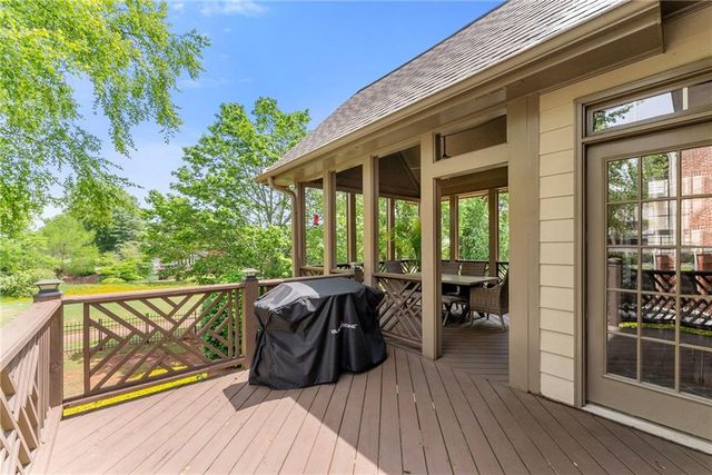 935 Golf View Court, Dacula, GA 30019