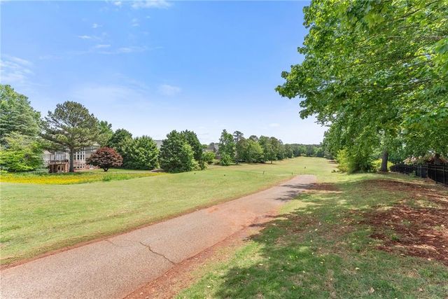 935 Golf View Court, Dacula, GA 30019