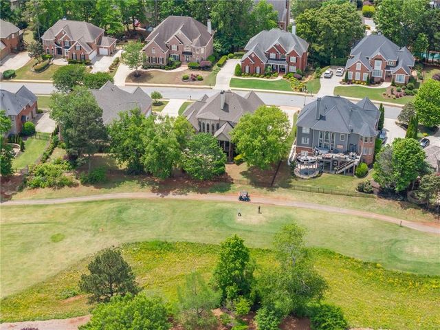 935 Golf View Court, Dacula, GA 30019