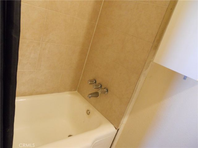 635 W 8th, San Bernardino, CA 92410