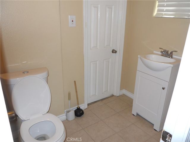635 W 8th, San Bernardino, CA 92410