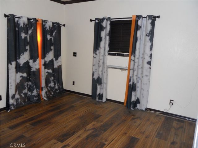 635 W 8th, San Bernardino, CA 92410