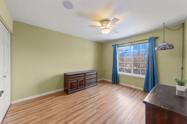 31506 Kline Circle, Warrenville, IL 60555