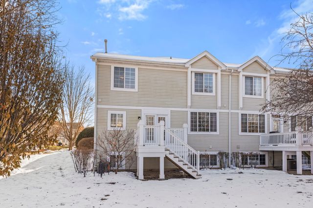 31506 Kline Circle, Warrenville, IL 60555