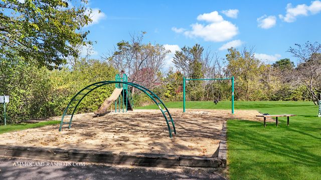 31506 Kline Circle, Warrenville, IL 60555