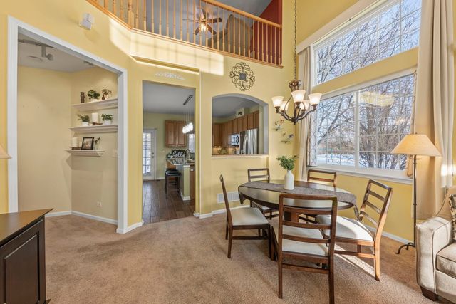 31506 Kline Circle, Warrenville, IL 60555