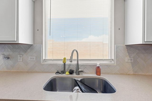 2831 Cambridge Avenue NE, Rio Rancho, NM 87144