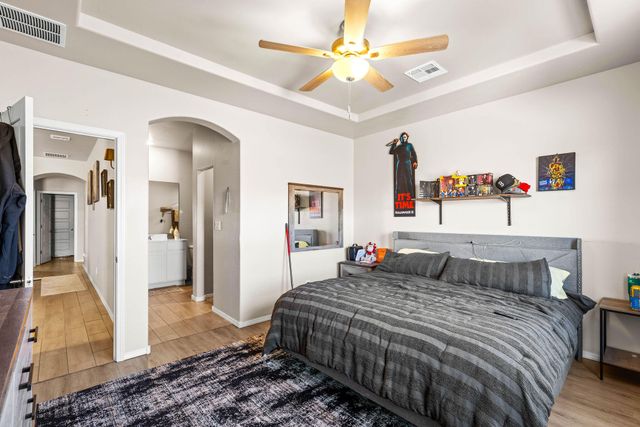 2831 Cambridge Avenue NE, Rio Rancho, NM 87144