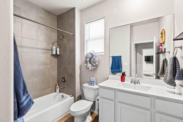 2831 Cambridge Avenue NE, Rio Rancho, NM 87144