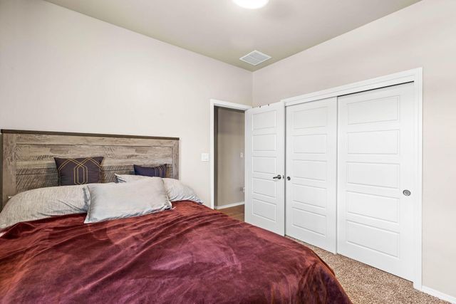 2831 Cambridge Avenue NE, Rio Rancho, NM 87144