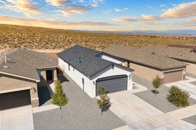 2831 Cambridge Avenue NE, Rio Rancho, NM 87144