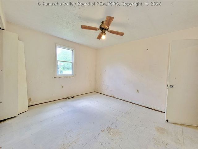 104 Elk Drive, Elkview, WV 25071