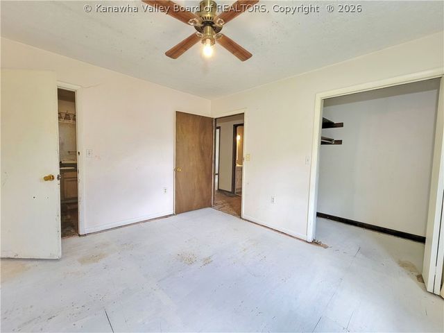 104 Elk Drive, Elkview, WV 25071