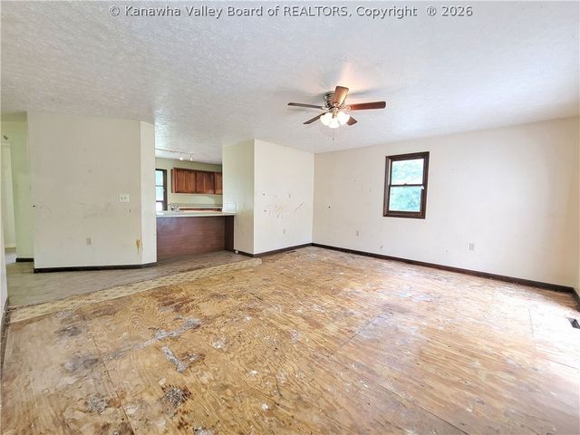 104 Elk Drive, Elkview, WV 25071