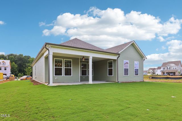 544 Hipwood Drive, Zebulon, NC 27597
