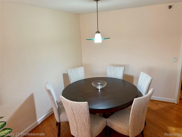 5000 Town Center 2305, Southfield, MI 48075