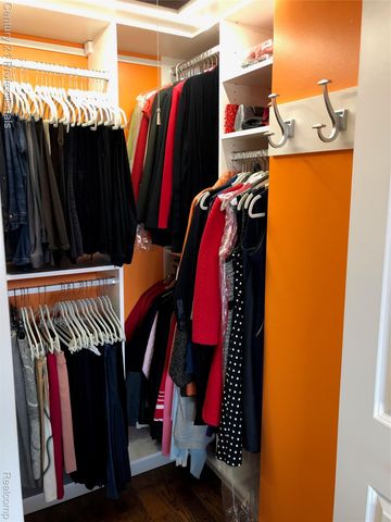 5000 Town Center 2305, Southfield, MI 48075