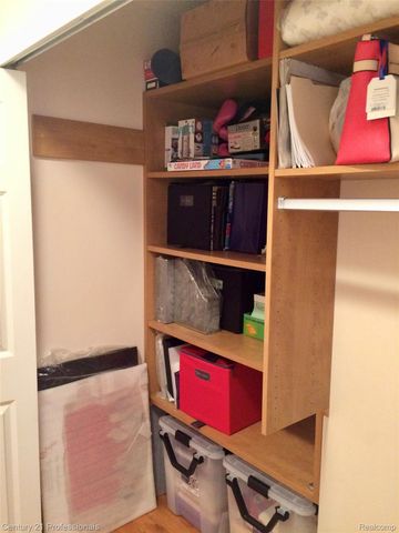 5000 Town Center 2305, Southfield, MI 48075