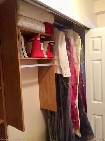 5000 Town Center 2305, Southfield, MI 48075