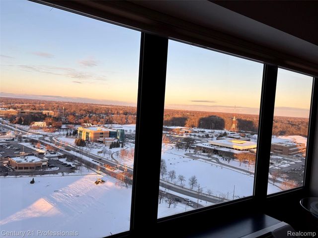 5000 Town Center 2305, Southfield, MI 48075